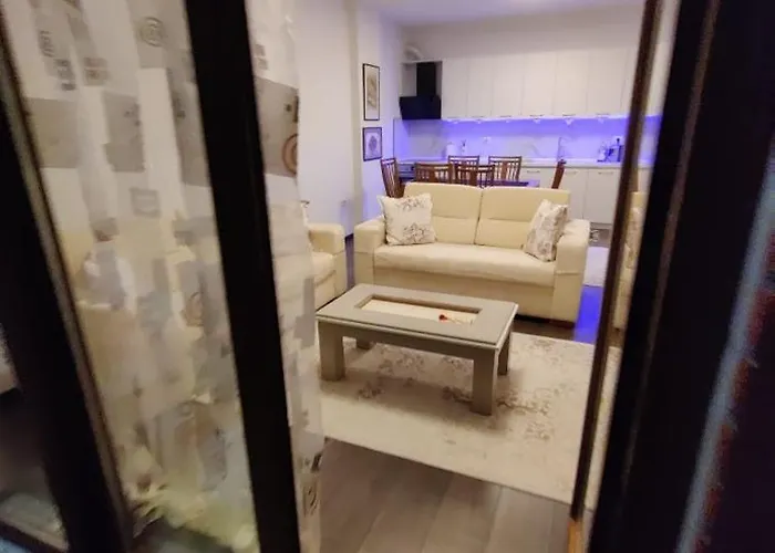 Apartment Apartment 公寓 *