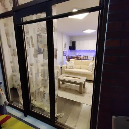 Apartment Apartment Apartment *