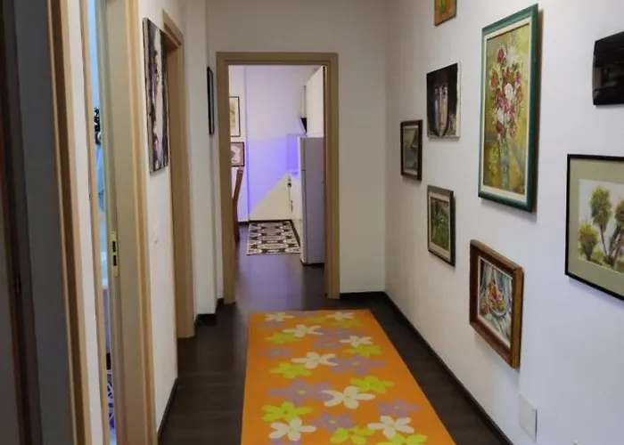 Apartment Apartment *